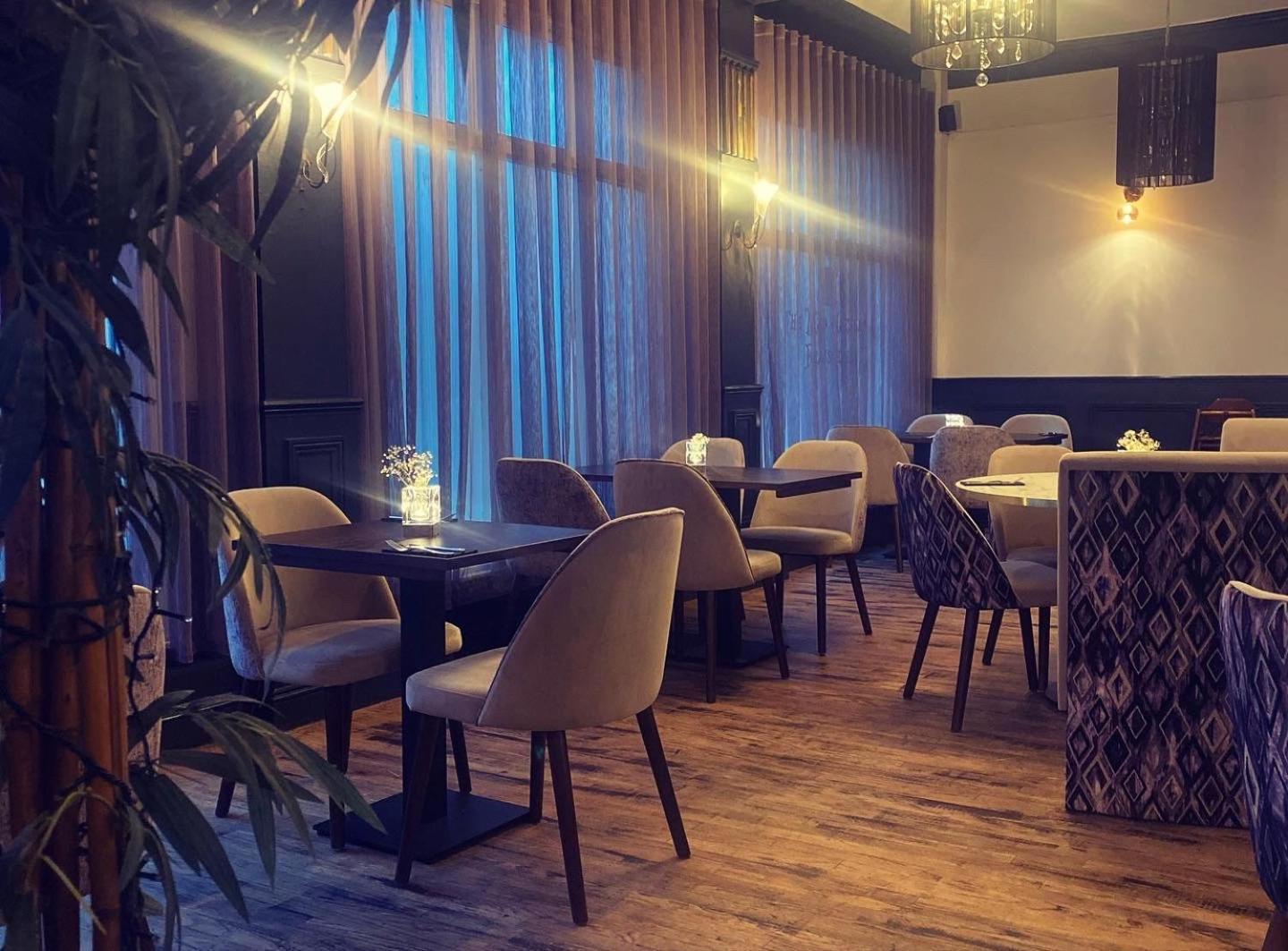The Lilly Restaurant With Rooms Llandudno Ngoại thất bức ảnh